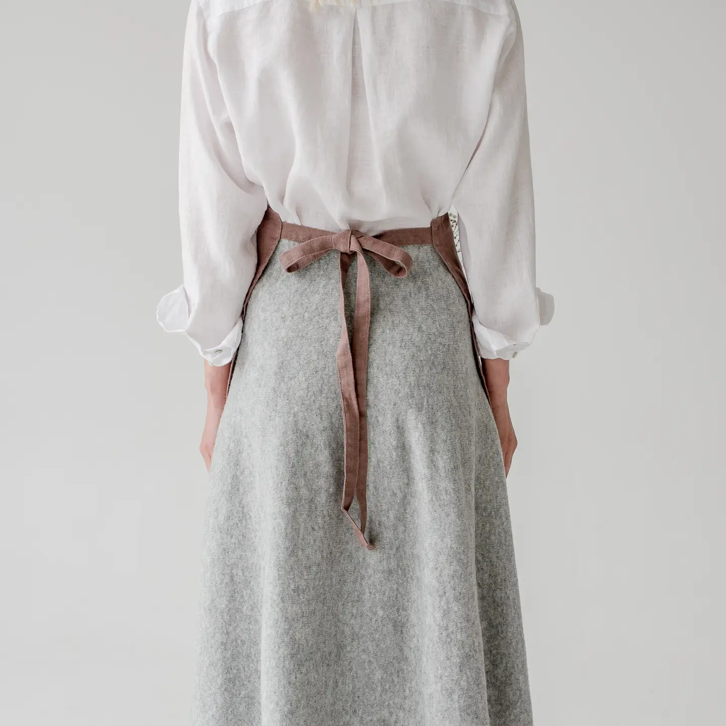 Ashes of Roses Linen Daily Apron