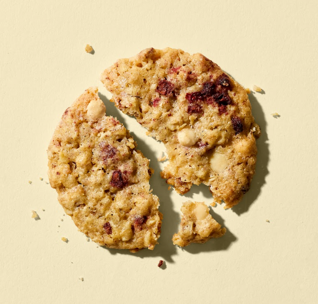 Thin & Crisp Oat Cookies, White Chocolate Raspberry