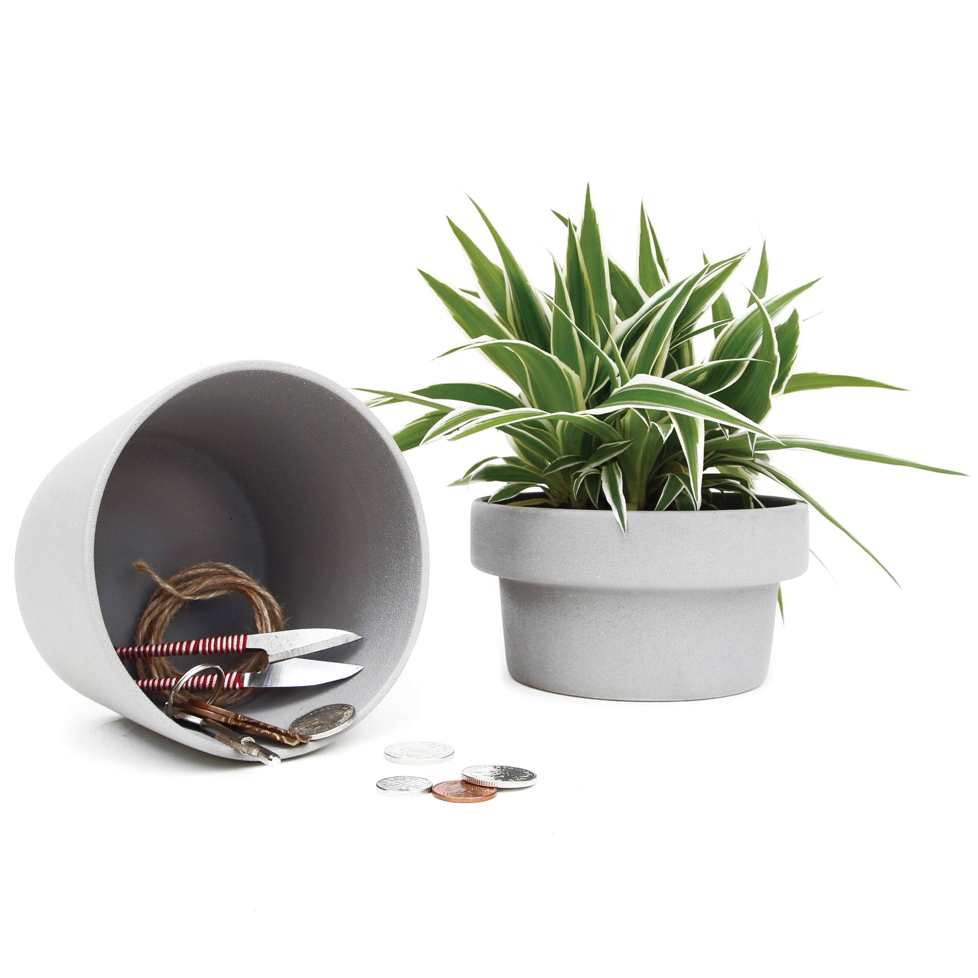 Plant Pot Hideaway